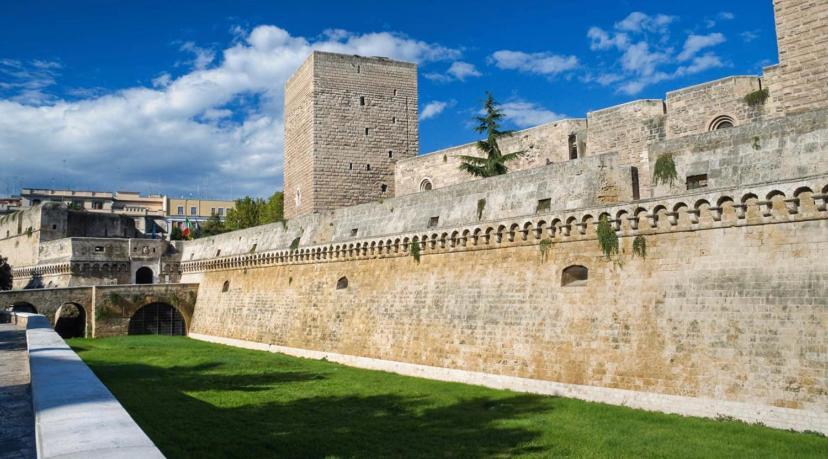Castle Suite Bari Exteriör bild